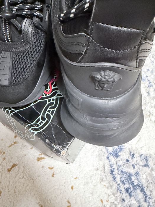 Versace Chain Reaction