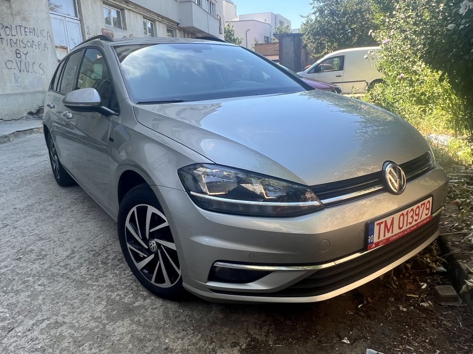 Vând Volkswagen Golf 7