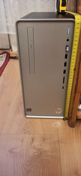 Продавам компютьр HP Pavilion Desktop TP01