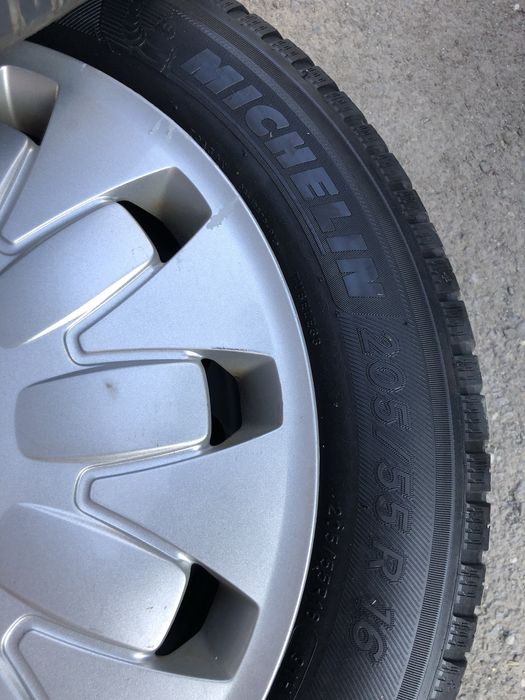 Set Jante Tabla cu anvelope de iarna Michelin 205 55 R16