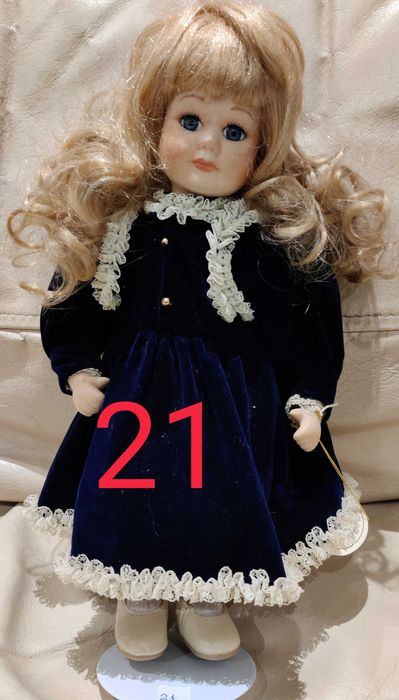 Леонардо Колекция. Порцеланова кукла