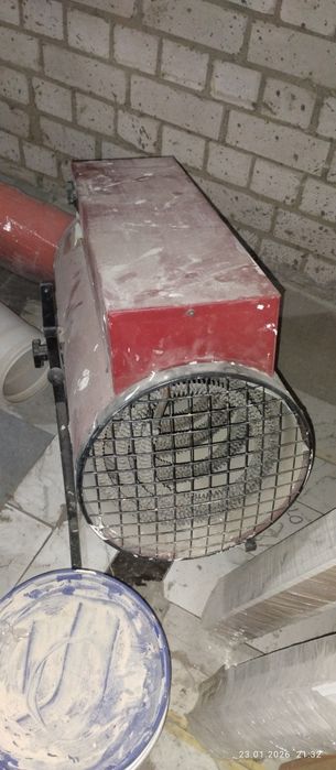 Продам тепловую пушку.