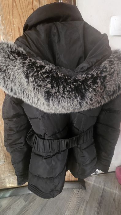 Яке парка S размер, черно