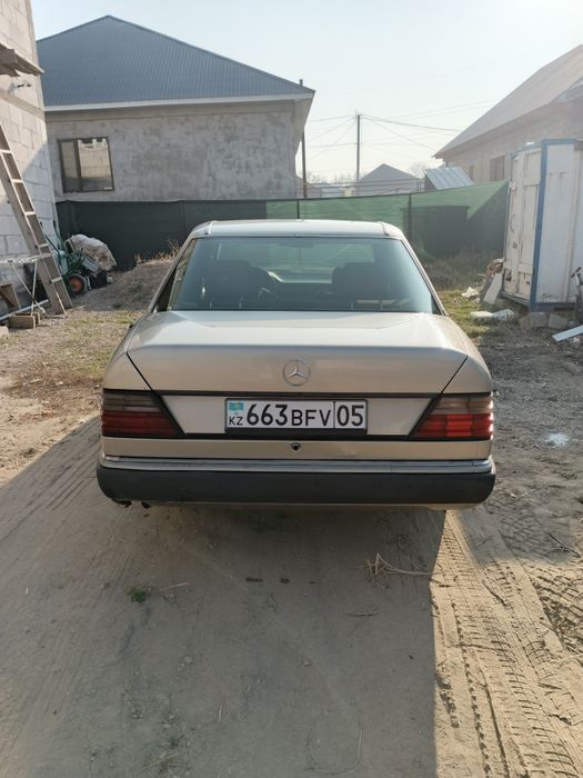 Продам Мерседес w124