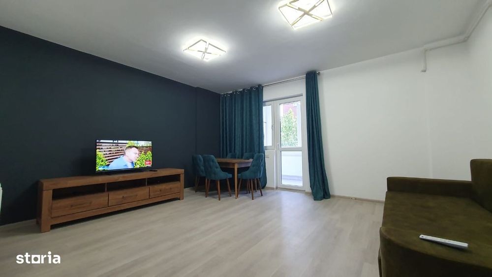 Apartament 3 camere decomandat, metrou Aparatorii Patriei