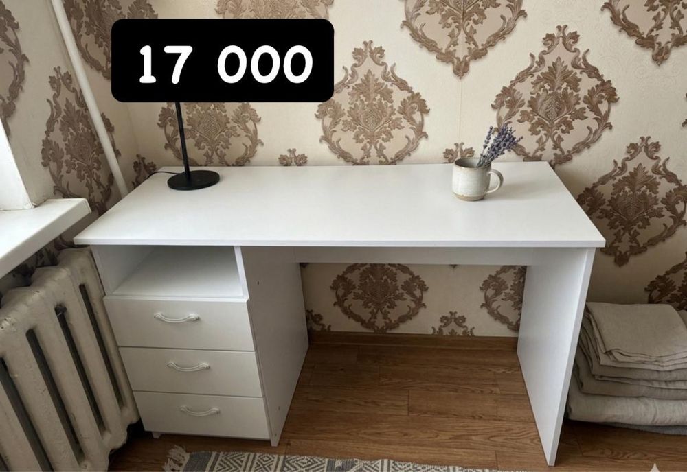 Стол в хорошем состоянии