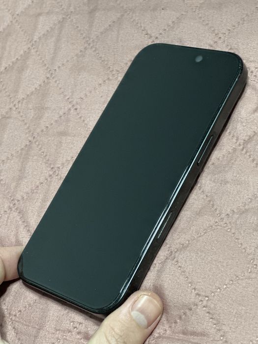 Vand iphone 16 pro 256GB impecabil + husa apple originala