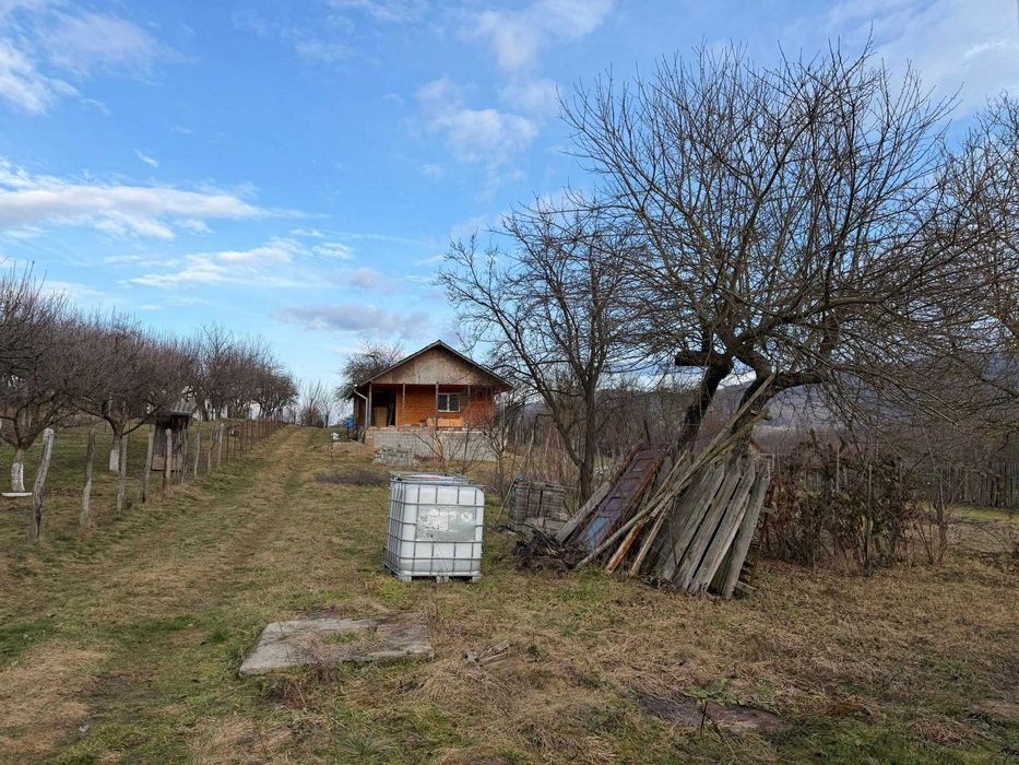 Cabana noua suspendată pe piloni de vânzare, 140 mp construiți (90 mp utili) Cugir