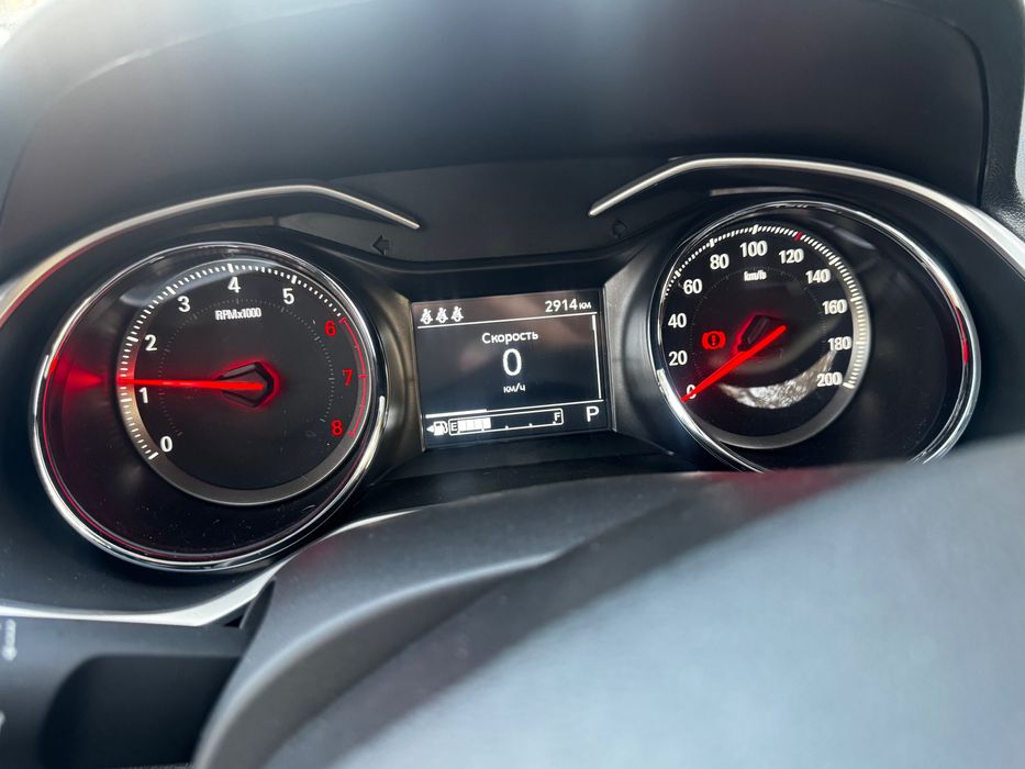 Chevrolet Onix primer 2 turbo последняя позиция 2025 года