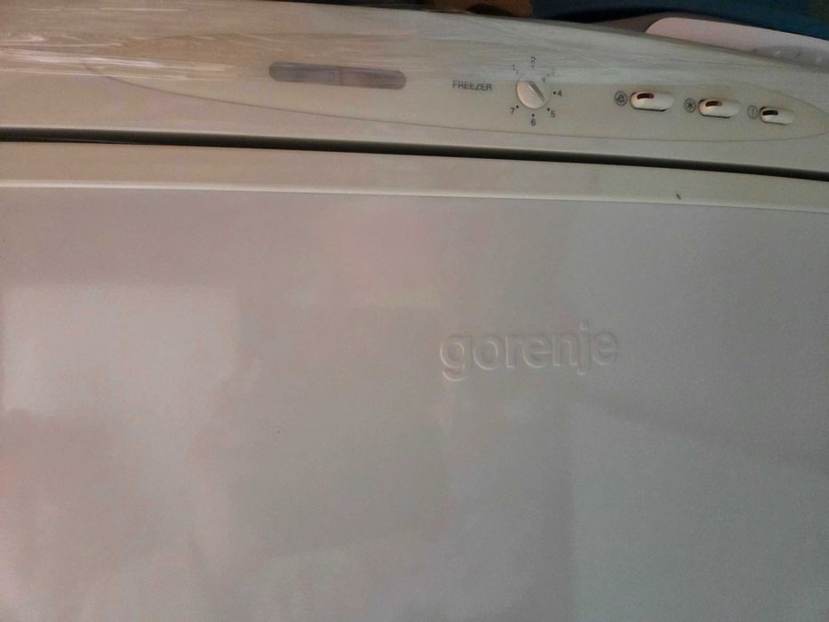 Frigider cu congelator tip combina frigorifica Gorenje