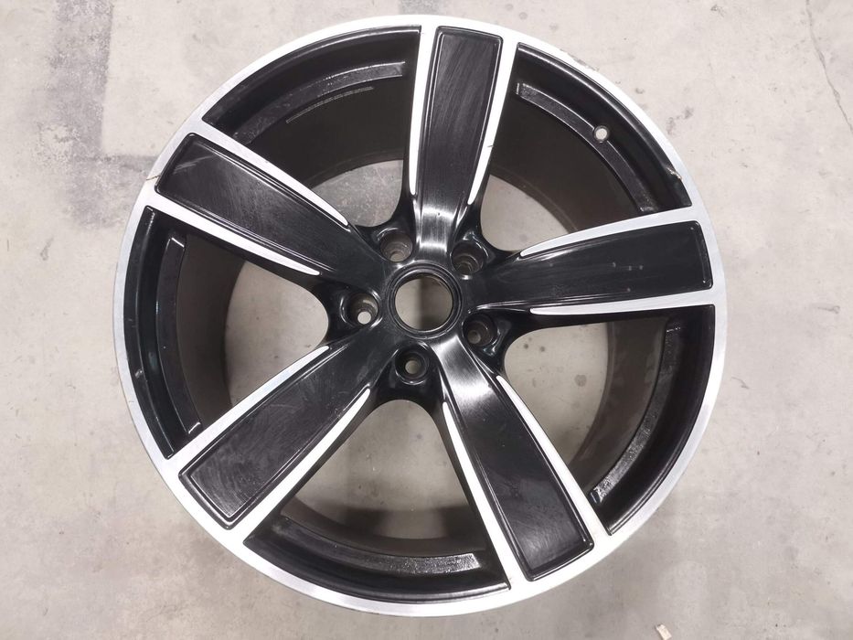 Джанта 11.5J X R22 ET61 Порше Кайен 3 9Y Оригинална Авариран Porsche C