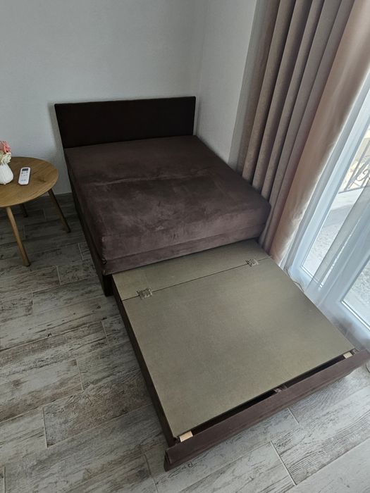 Разтегателен диван