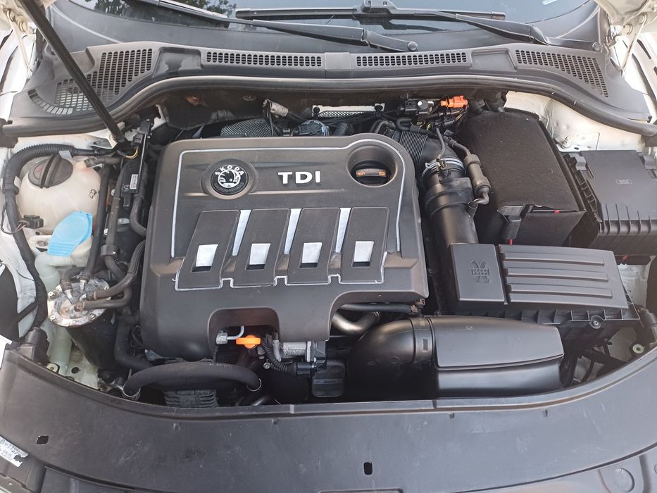 SKODA Superb 2012 — imagine 2