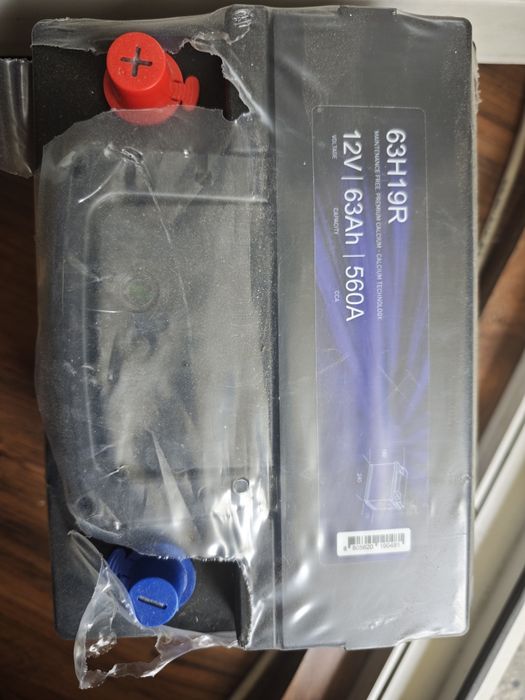 Акумулатор VEGA 12V/63 Ah/560 A   обратен плюс