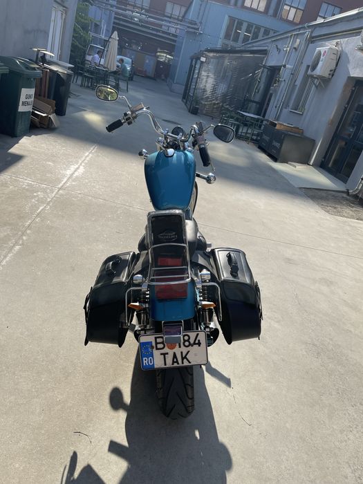 Suzuki intruder VS 800