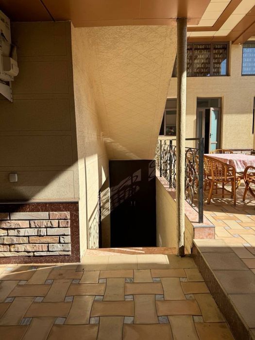 Uchaska sotiladi Algaritm shakarchi maxallada 5 sotixli 5 xona