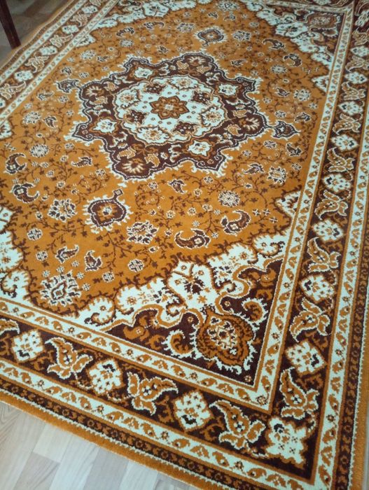 Ковер цветной  импортный