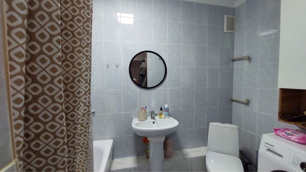 Продам квартиру жк достар