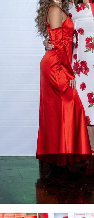 Вечернее платье атласное