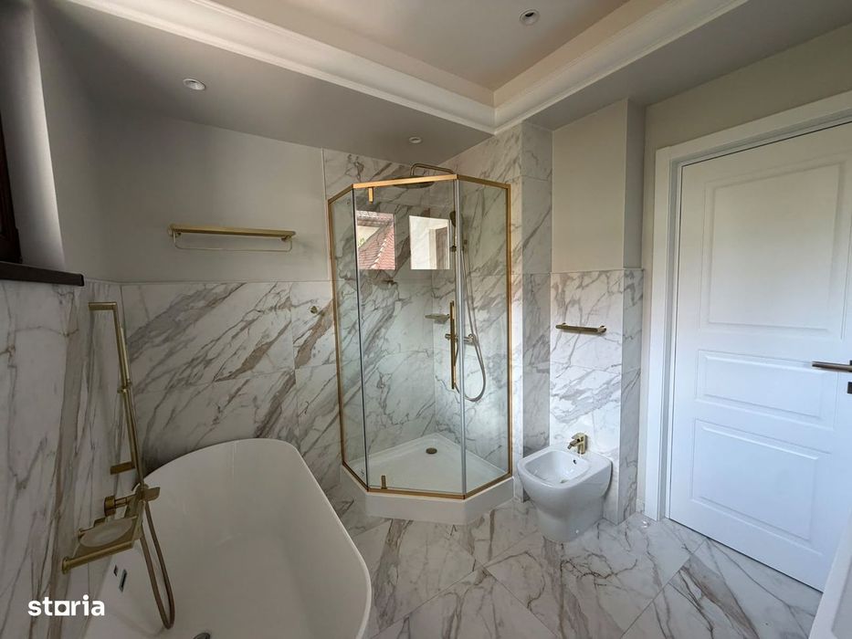 Apartament 3 camere + birou în vilă superbă | Strada Paris | Renovat i
