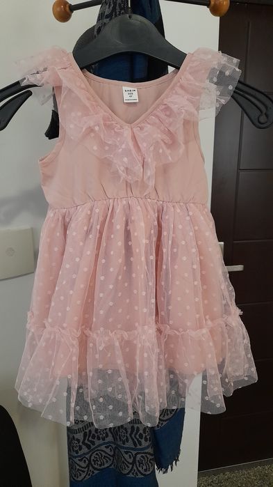 Детска рокля с тюл