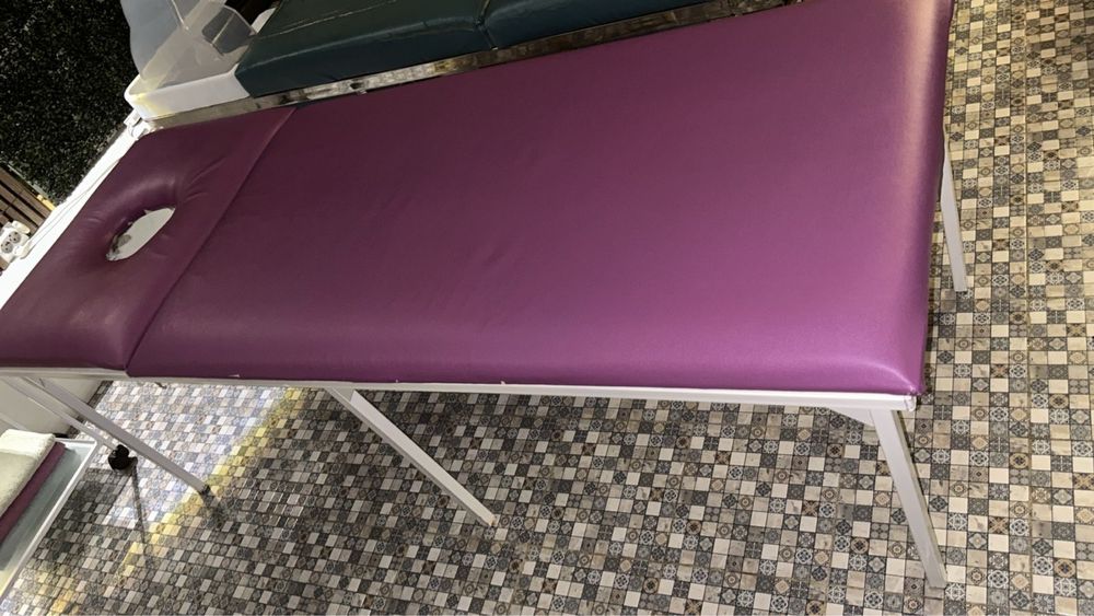 Продаю кушетки прочные