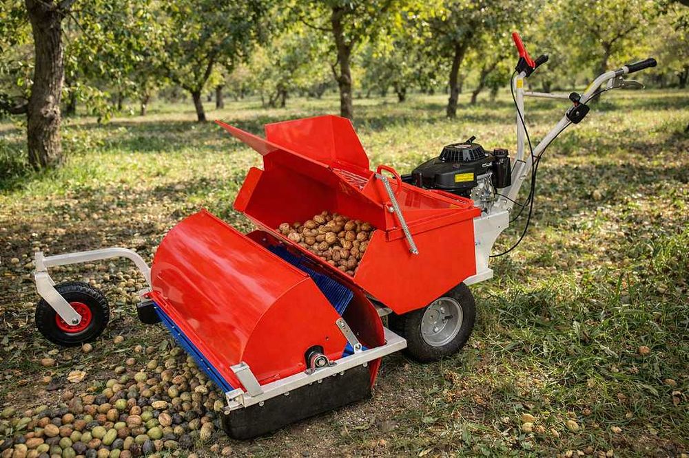 Utilaj autopropulsat pentru recoltat nuci, alune, migdale