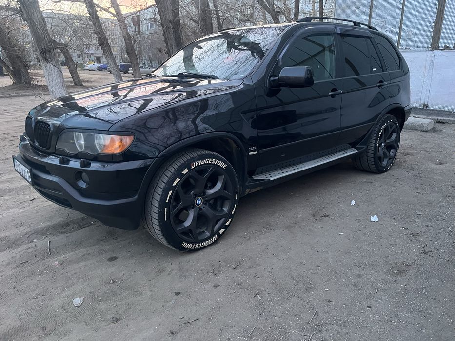 Продам автомобиль Бмв х5 2003