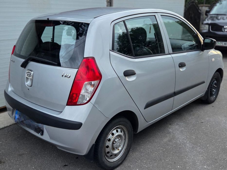 Hyundai i10 an 2008, 1.2 benzina 4 pistoane, 120000reali, consum mic