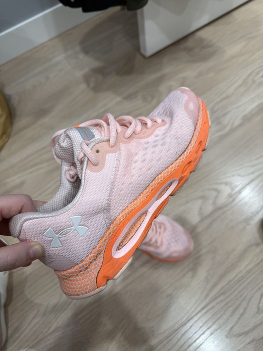 Кроссовки тренировочные Under urmour