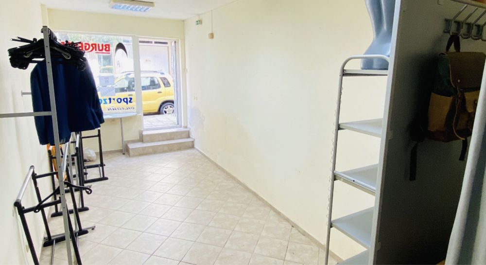 Продава се Офис в Варна, Спортна зала - 30 кв.м за 2067 €/кв.м - Снимка #8