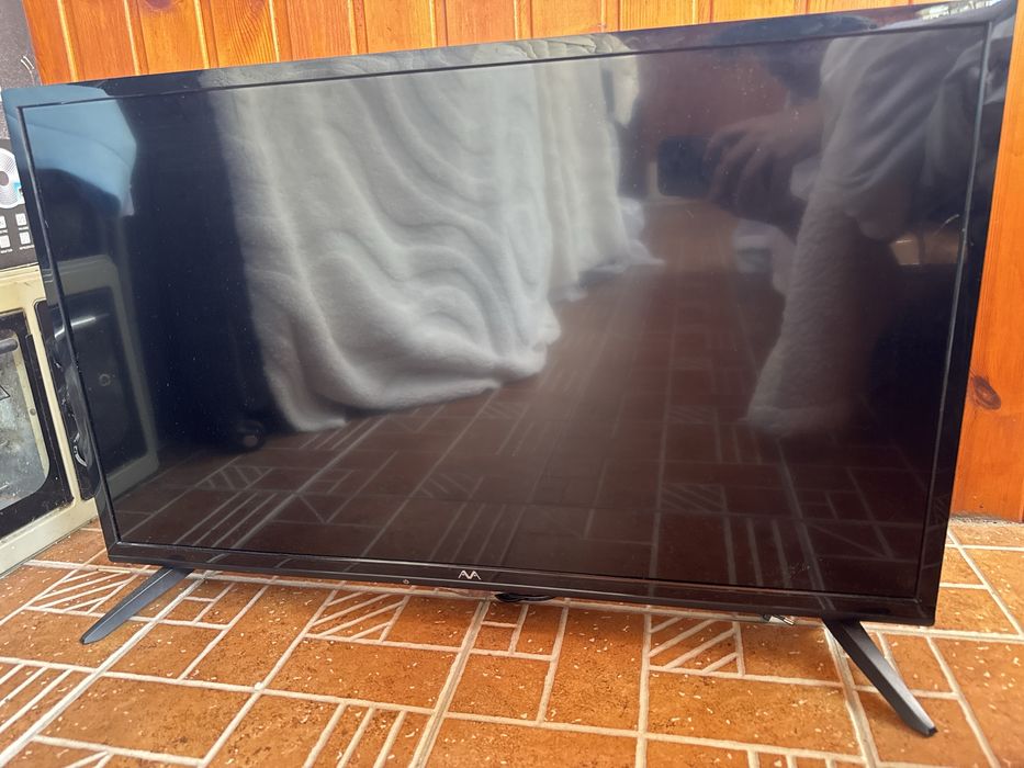 Led телевизор от компании AvA 32