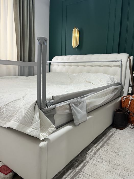 Продаётся кровать с матрасом, 200×180