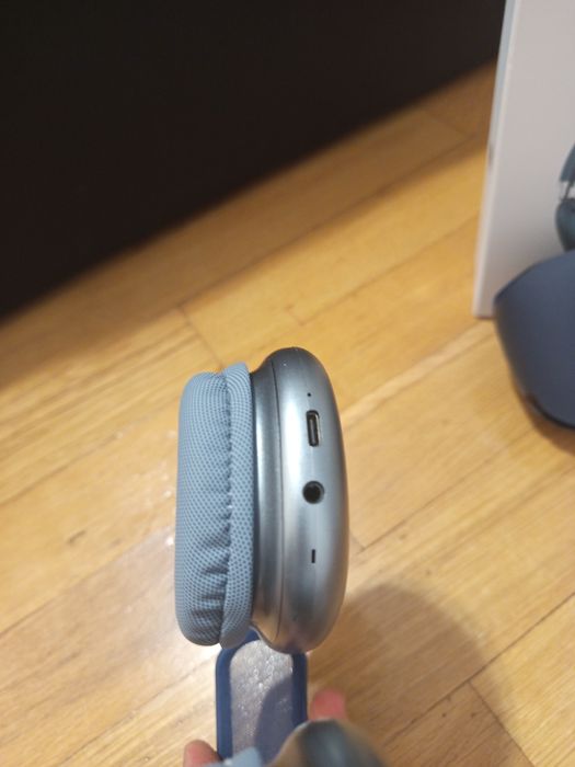 AirPods Max With Anc