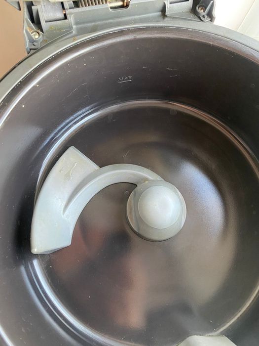 Многофункциональная мультиварка Delonghi