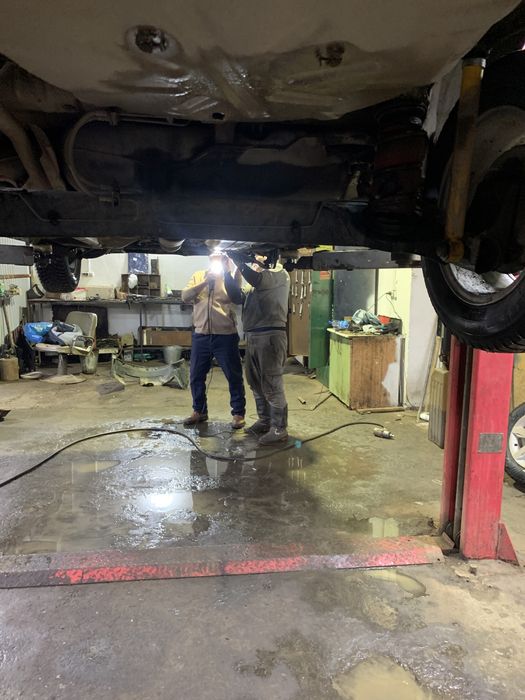 Автосервис работаем  до 21:00 вечера