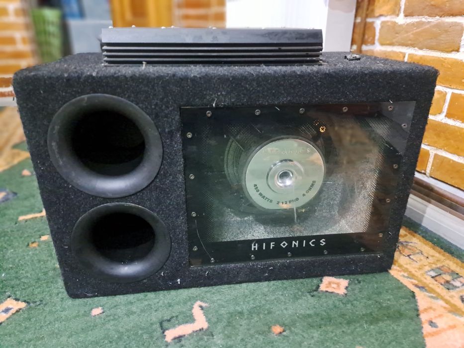 Subwoofer Hyfonix auto