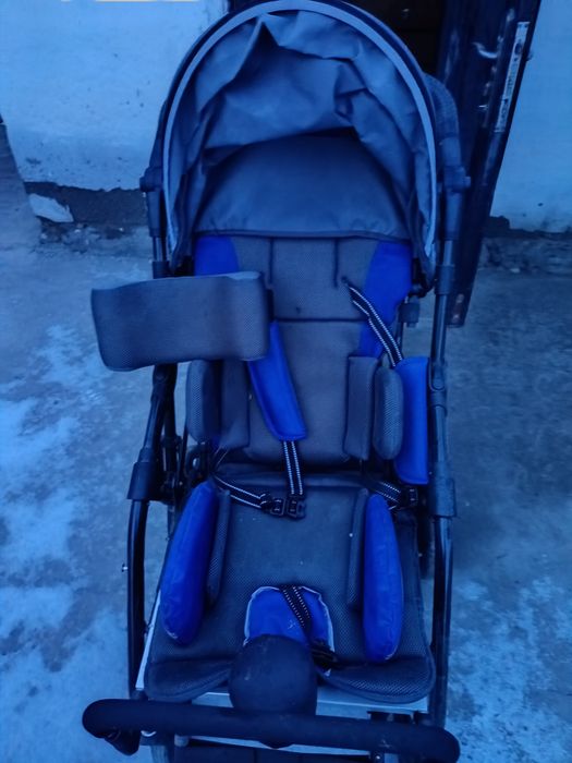 Коляска инвалидная