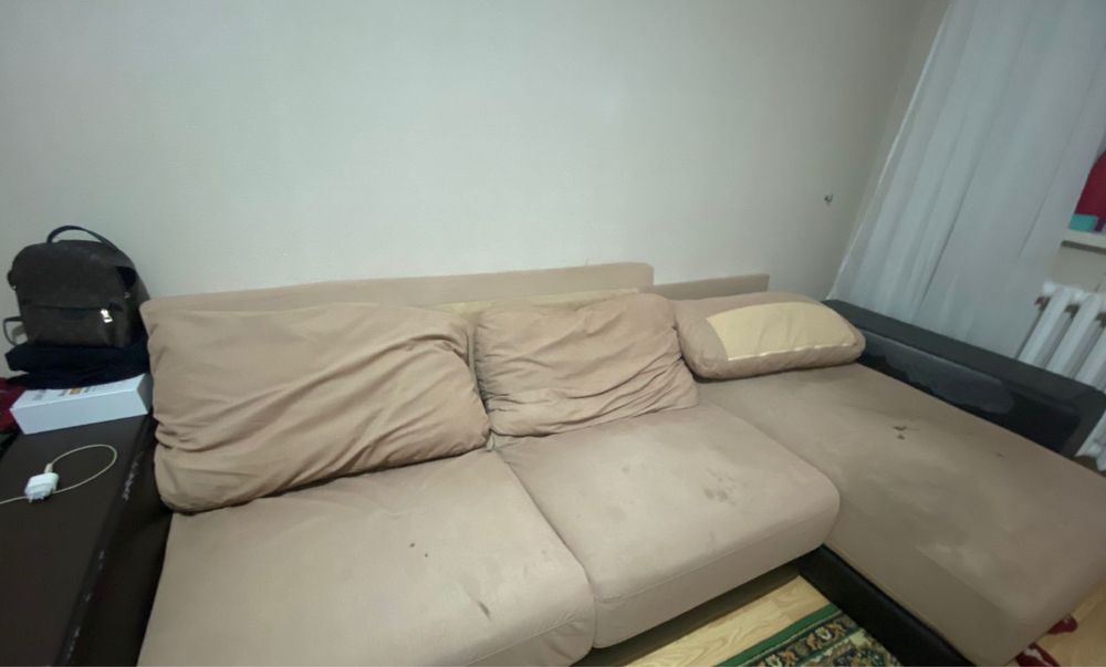 Отдам беспалтно диван