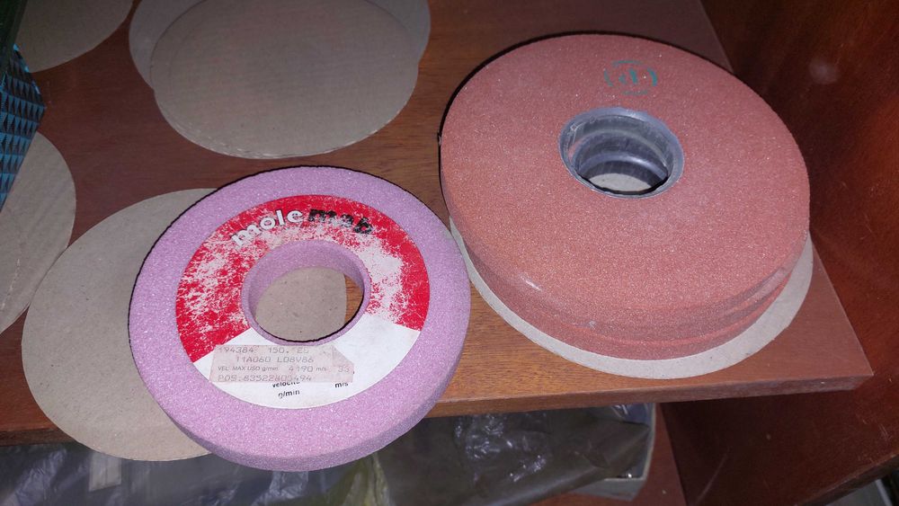 Абразиви,въздушна група,патронници,опори за стяги,люнети