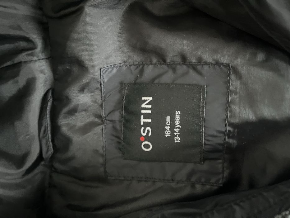 Продам куртку на девочку