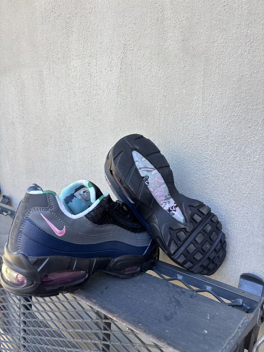 Продавам Nike Air Max 95