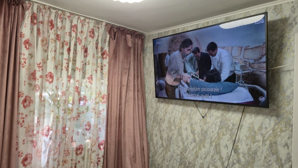 Apartament 3 camere Podul Roș