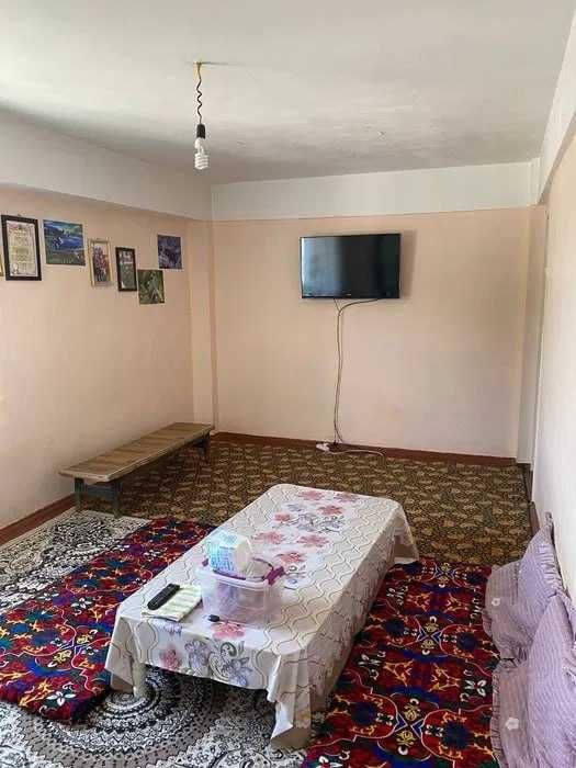 Каракамиш1\2 да 1 хона квартира сотилади !!