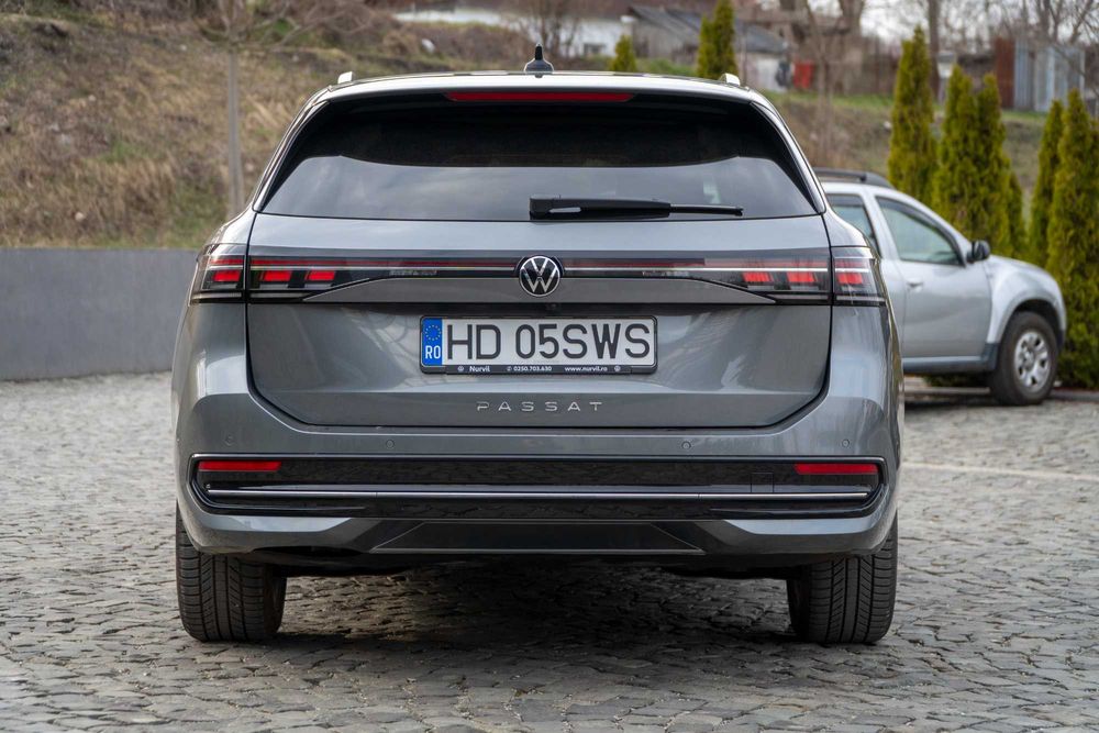 Volkswagen Passat Elegance 2.0 TDI 150cp