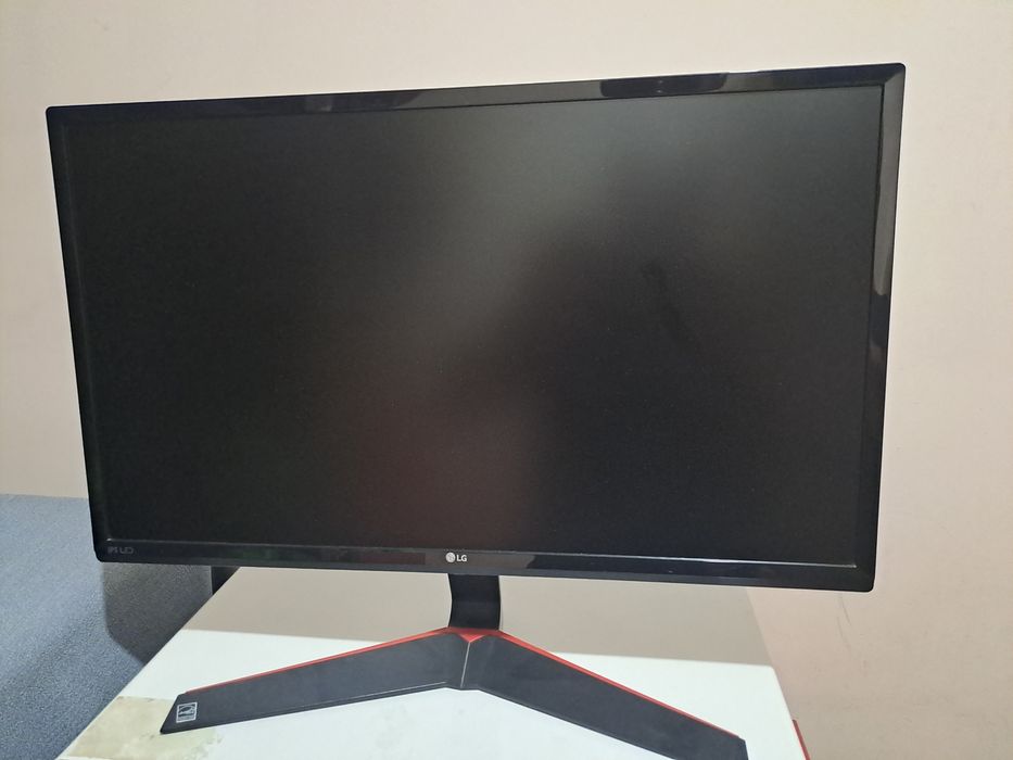 Monitor LG 24  ips  75HZ. Model 24MP59G.