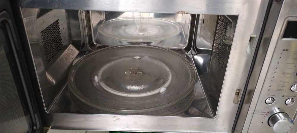 „Minneapolis wp 900“  професионална микровълнова фурна