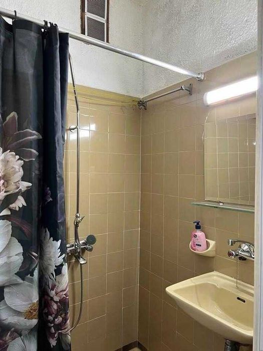 Дава се под наем Тристаен апартамент в София, Център - 65 кв.м за 598.23 € - Снимка #13
