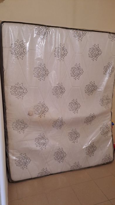 Двулицев матрак 160/200 + подарък