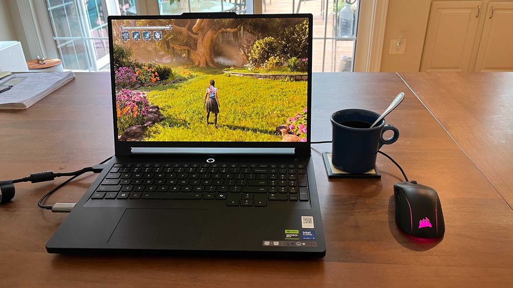 Laptop gaming Lenovo Legion 7 Pro Intel Ultra 9 275HX Nvidia RTX 5080 16GB vram garantie Emag si Lenovo premium care 3 ani